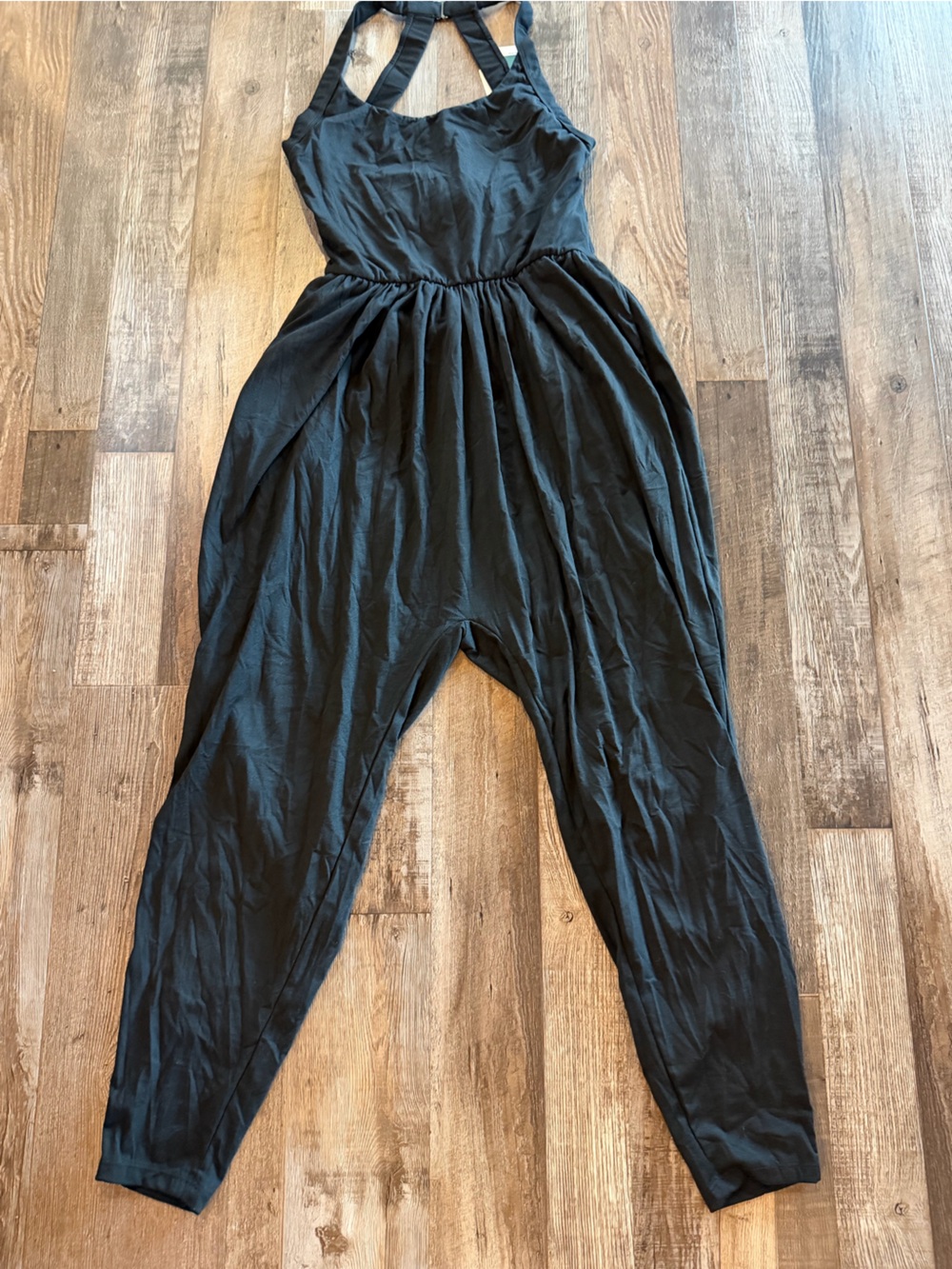 BlackNWT Women’s knit easy peasy jumpsuit sz med